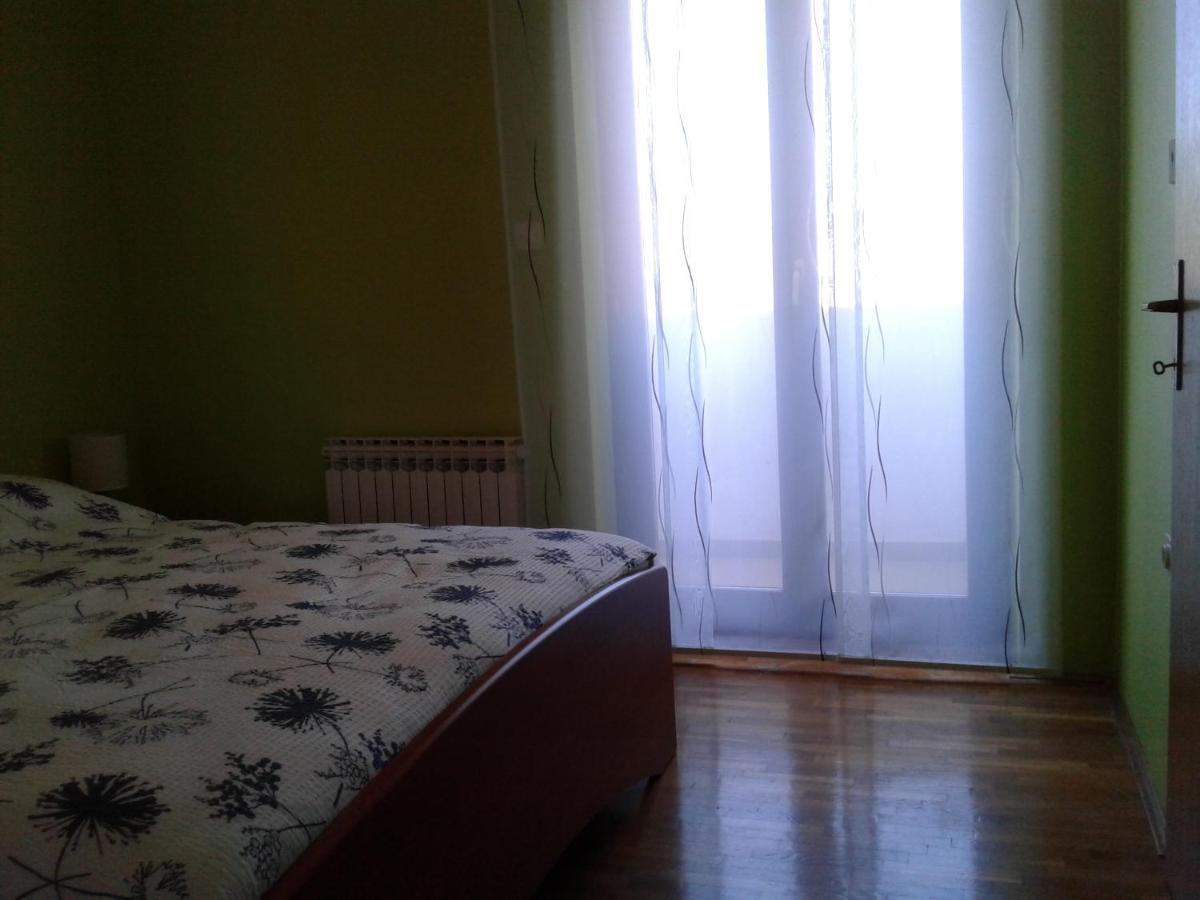 Apartment Sunny Place Пула Екстер'єр фото