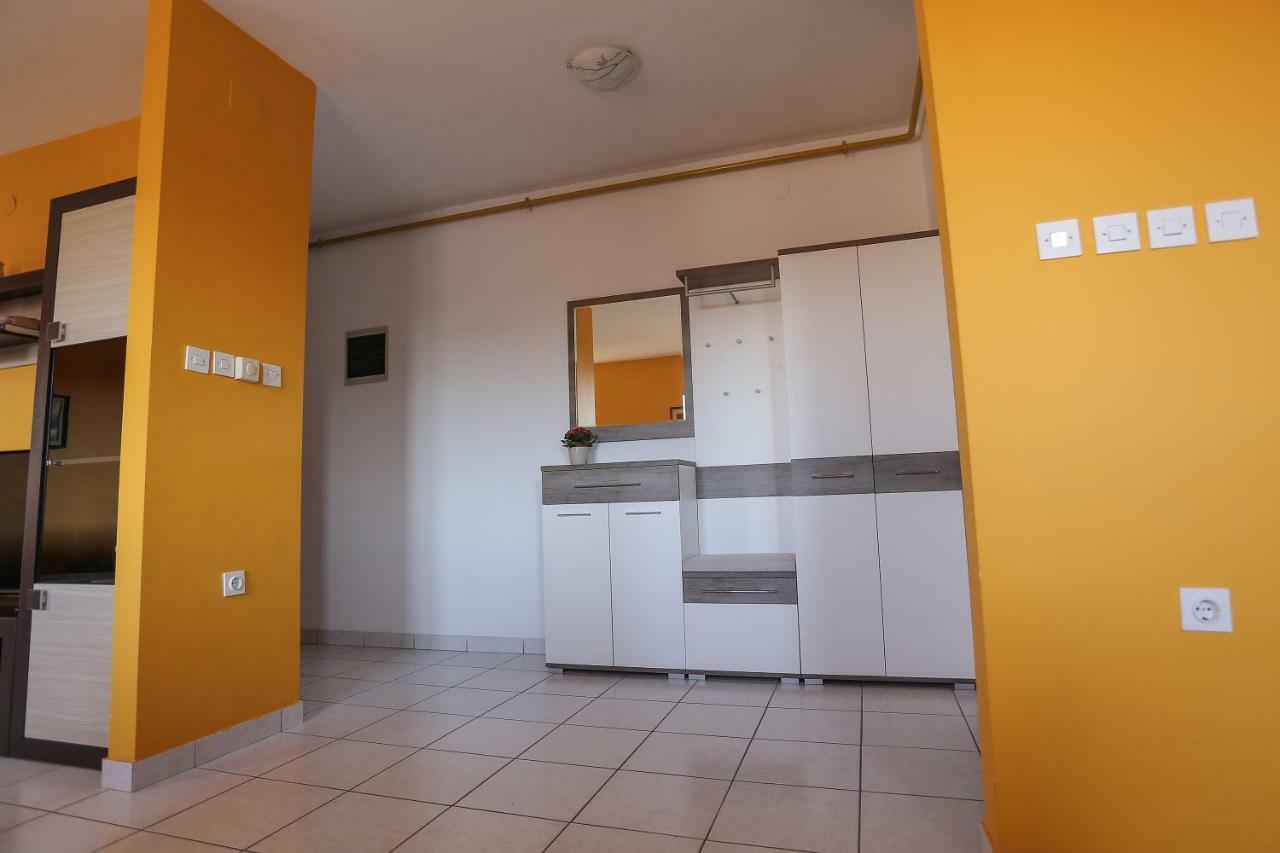 Apartment Sunny Place Пула Екстер'єр фото
